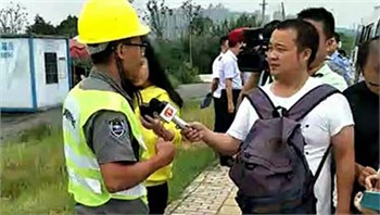 株洲市副市長、市公安局局長李曉葵視查工地現(xiàn)場